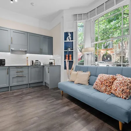 Vichy - The Hampstead Star | Prime Location Apartment London Exterior photo