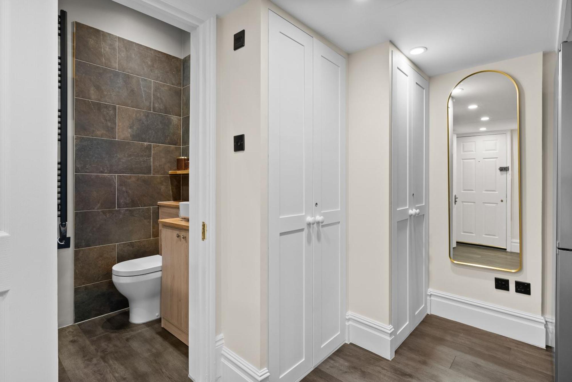 Apartment Vichy - The Hampstead Star | Prime Location *